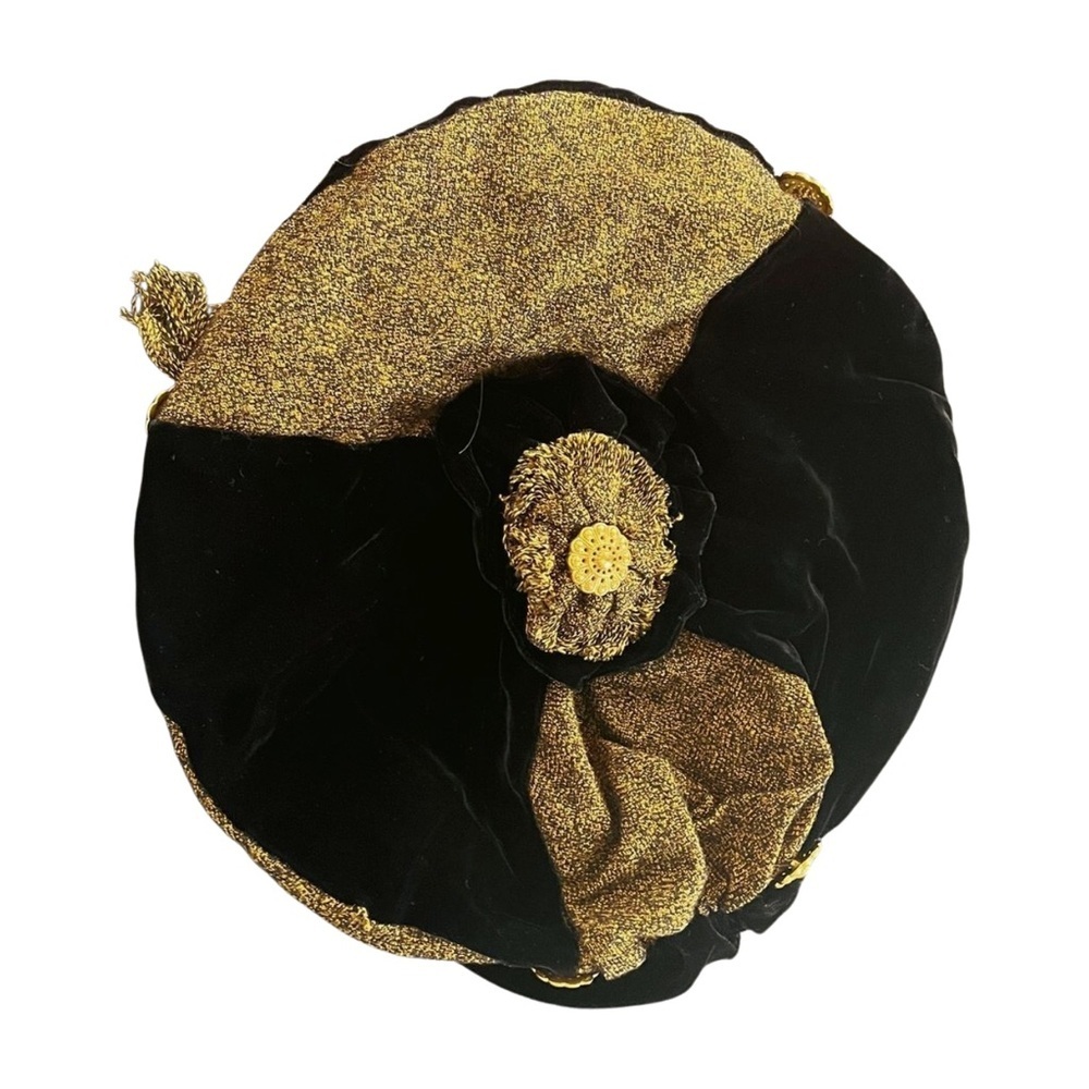 90s Vintage Black & Gold Velvet Beret – Baroque Rosette – One Size - Picture 2 of 6